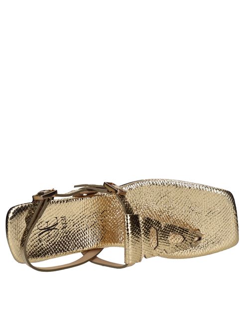 Flat thong sandals in leather FABI | FD7652A MINI VIPERORO